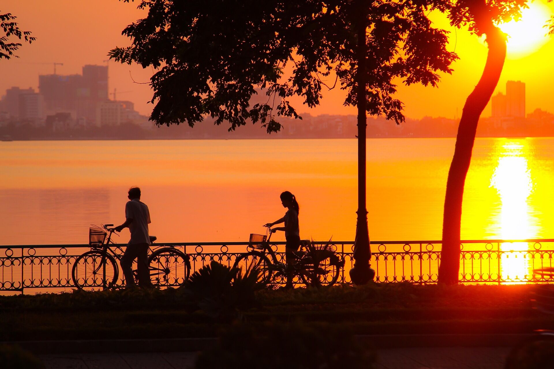 Start your e-visa-prepared journey with Vietnam’s vibrant glow